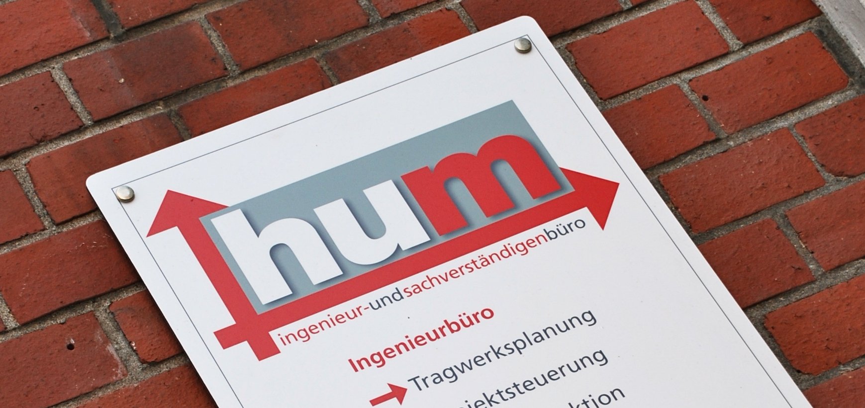 hum